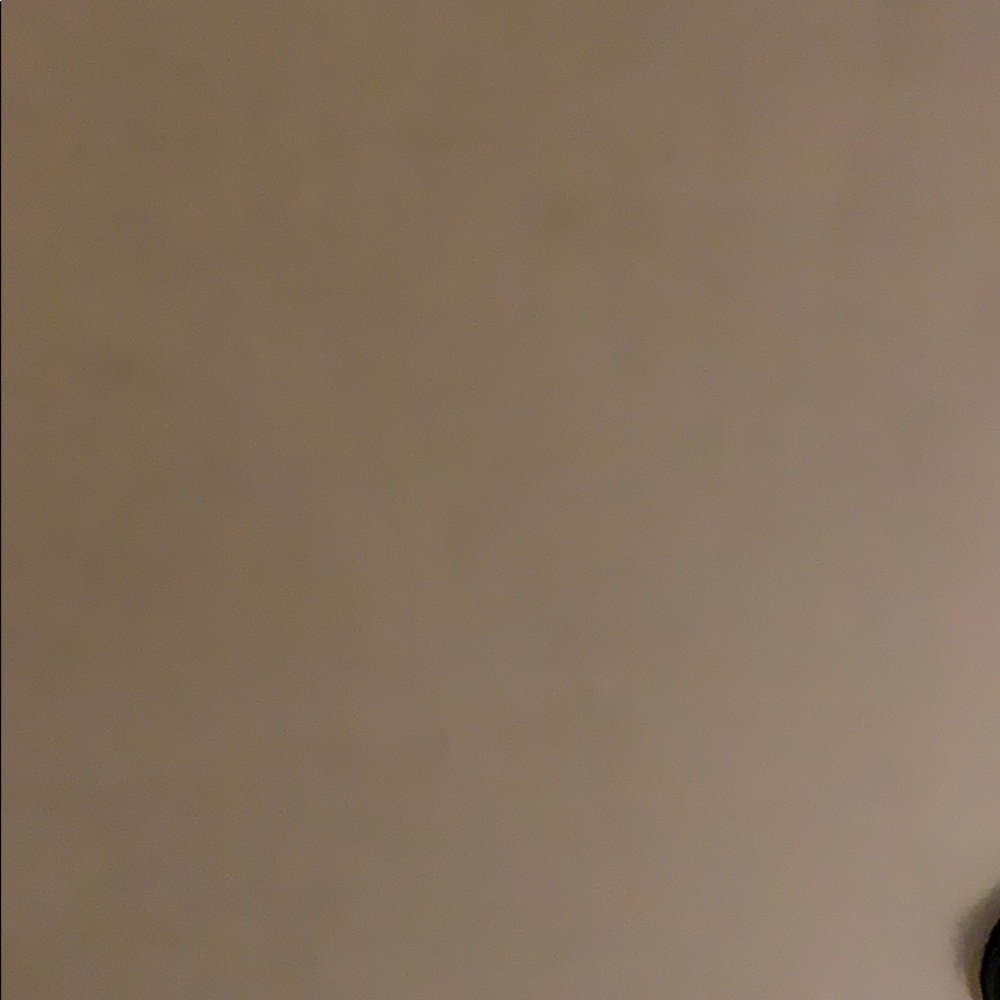 Meet your Posher, Elisha